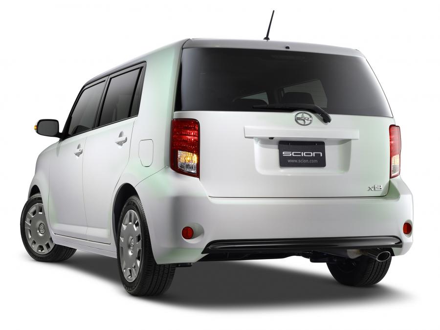  Scion xB Release Series 10.0 2014 года  (фото 3 из 9)